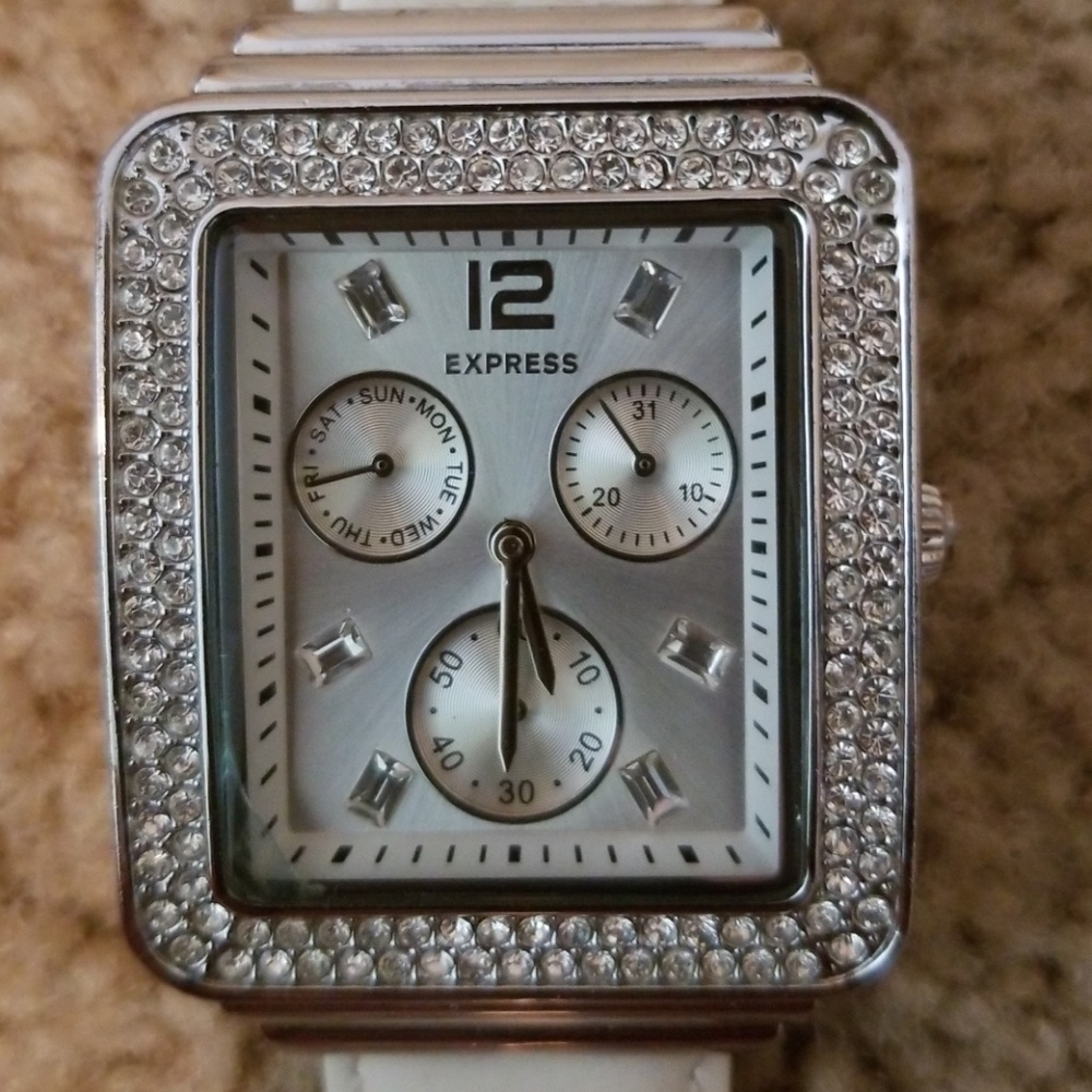 Express watch